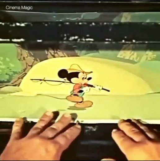 BLEACHFILM™ • Photography on Instagram: "How Mickey Mouse cartoons were made! Respect for the hard work 😍 This looks better than most of the cartoons they make today. Did you watch Mickey Mouse as a kid? • Sending to a friend who would love this ❤ RATE 1-10? • Follow @movie.effects.vfx @indiefilmmakers @movies.effects & @bleachfilm for more such amazing Contnet 📸. • Comment unnoticed accounts below that I should feature! I’ll be looking through and picking some✨😍 • Video by 📸 Walt Disney #Bl