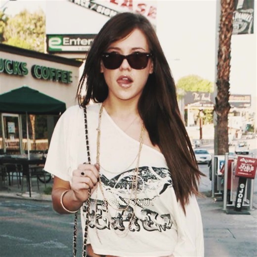 Lindsay Lohan Y2K Bling Ring Edit