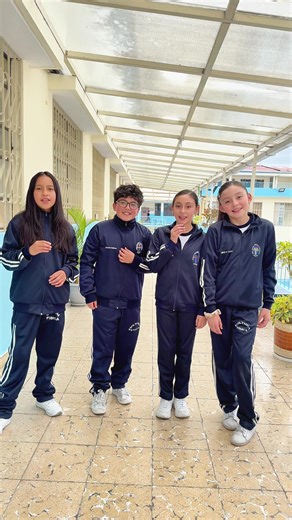 👑✨ Si hoy vieras a Jesús… ¿qué regalo le darías? 🤍 A veces, los corazones más pequeños tienen las respuestas más grandes. #DiaDeReyes #FamiliaProvidencia #DesdeElCorazon #Fe #Niños