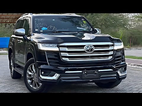 2023 Toyota Land Cruiser LC300 ZX (4K Review) - Interior and Exterior Details