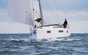 Jeanneau SO410 review: lift keel opens up options - Yachting World