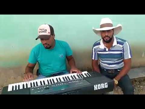 termina comigo antes