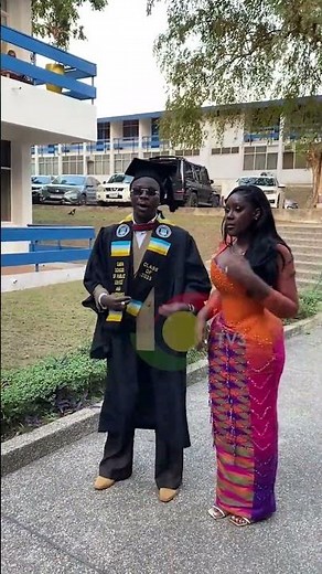 Ghanaian Afro-dancehall artiste, @stonebwoy has graduated from GIMPA with a Masters