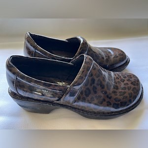 BOC Clogs Leopard Print Cheetah Print Clogs Woman Size 7
