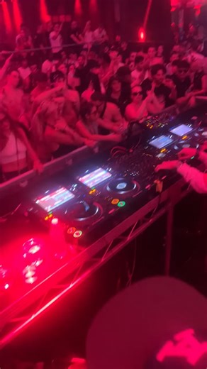 House Music Vibes with Locus