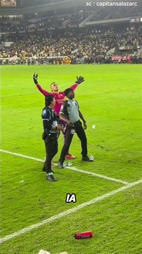 This goalkeeper's action will make you gasp‼️ #shorts