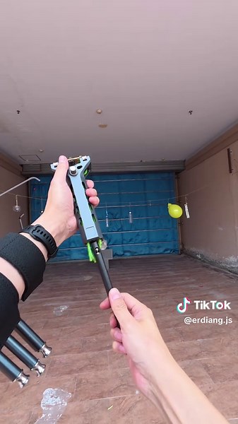 Slingshot Club: Epic Outdoor Shots with the Slingshot King