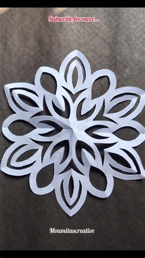 Paper Snowflake Hack Everyone's Making #shorts #crafts #trending