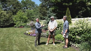 Planning Walkways Walkways guide visitors through our garden. How should we best design and place this important element? Click here for an interesting video with some helpful tips. | GardenSMART