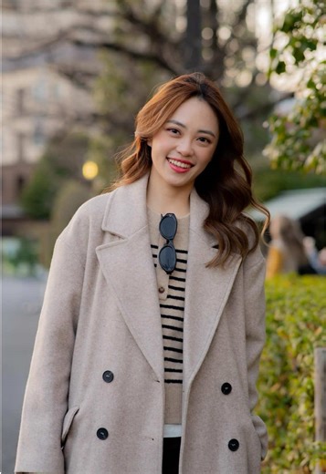 Mastering Posing for Tokyo Street Photography