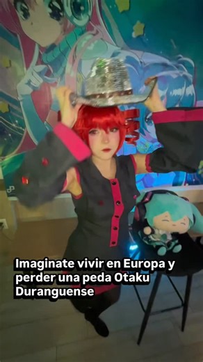 Evie on Instagram: "Me enseñas a Bailar Prieto-kun? 😼 #kasaneteto #cosplay #humorotaku #otakus #kasanetetocosplay"