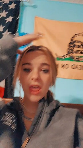 Alexis Jo (@alexis.jo3)’s videos with