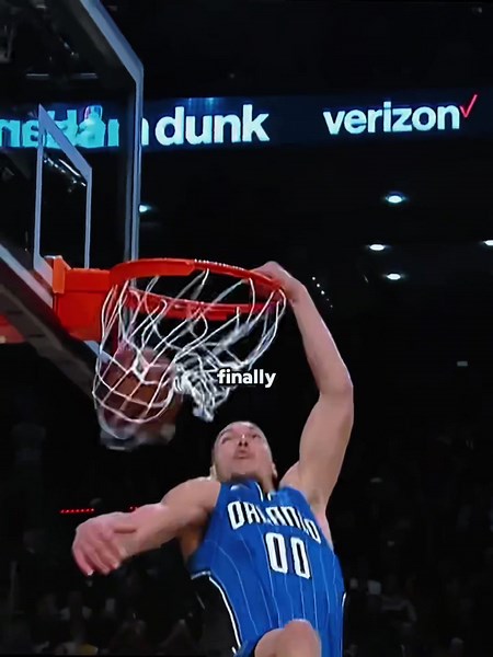 The World's Hardest Dunk in Basketball History
