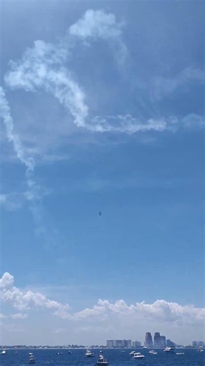 Thunderbirds at the Ft Lauderdale Airshow 2026