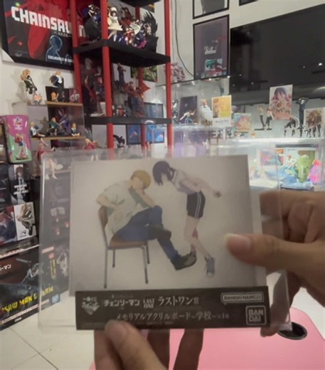 Unboxing Ichiban Kuji Chainsaw Man Reze Arc Acrylic Board
