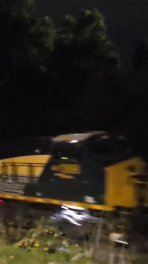 CSX 1899 Pere Marquette HU Leads CSX L303 to Detroit, Michigan!