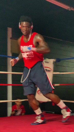 Don't be afraid to go to the center of the ring 🛑 #BoxingProTips #BoxingTraining #BoxingSkills #BoxingTechnique #BoxingDrills #BoxingCoach #BoxingWorkout #BoxingCommunity #BoxingLife #BoxingMotivation #Boxing #Boxingday #Boxinghype #Boxinggym #Boxingnews #Boxingfans #Boxingfitness #Boxingclub #Boxingmemes #Boxingfan #BoxingLifestyle | Master Boxing