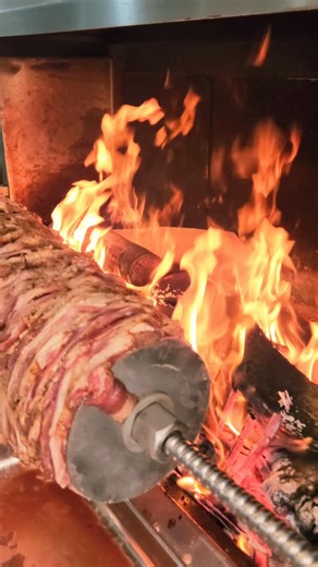 Oktay Başköy on Instagram: "Her Cumartesi günü Kuzu CAĞ döner"