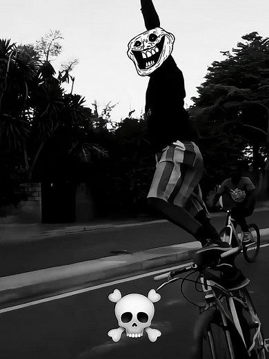 Bike are crazy💀 #dirtbike #bike #stunts #edit #shorts