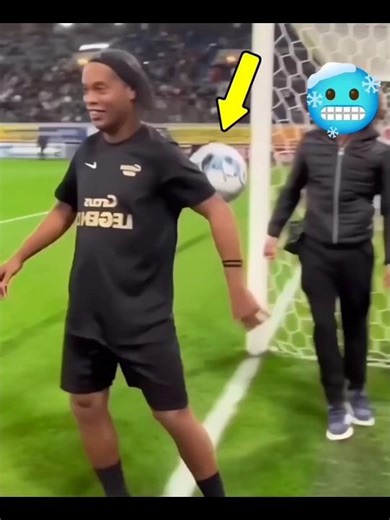 Ronaldinho Last one gone WRONG 💀