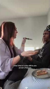 Telescopic knife scary prank 🤣🤣🤣#funny #funnyvideo #funnyfail #prank #knifeskills