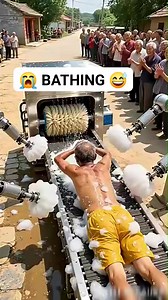 A bathing machine 😭😅 #reelschallenge | PHILLIP LIKHOMO