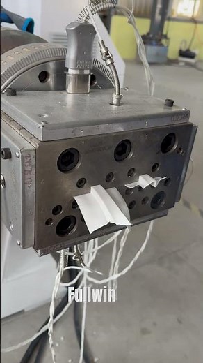 Show the plastic extrusion technical process to you . #extruder #plastic #extrusion