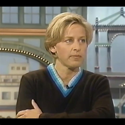 Ellen Comes Out On The Rosie O'donnell Show | Populer 90s