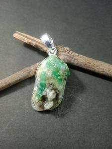 Raw Emerald Pendant: Handmade Sterling Silver Boho Necklace - Etsy