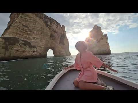 A Beach Robe Designed for Movement — Mermaids Club