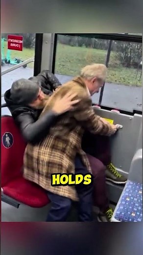 Girl Signals for Help on Bus—Stranger’s Brave Move Saves Her! #kindness