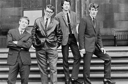 Jimmy Page's 1st Session Guitar Gig Became a No. 1 Hit in the UK