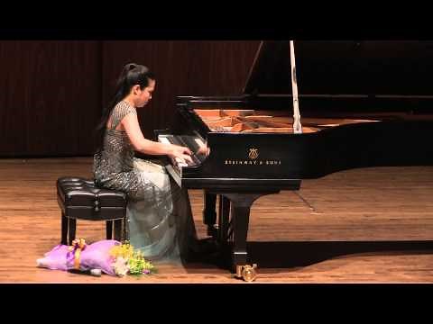 Pianist Joyce Yang performs Gershwin's "The Man I Love"