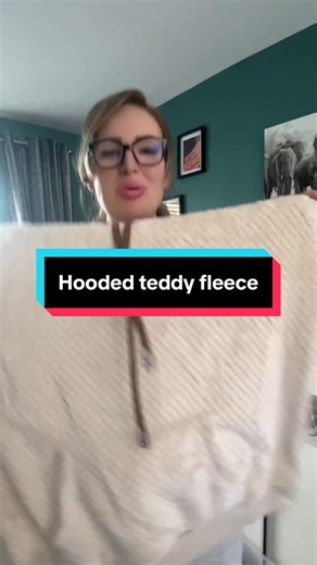 Women’s Hooded Fleece – Cozy Comfort Meets Everyday Style Wrap yourself in effortless warmth and all-day comfort with this Women’s Hooded Fleece, designed for cozy layering, casual style, and everyday wear. Made with ultra-soft fleece fabric, this hoodie delivers the perfect balance of warmth, breathability, and lightweight comfort—so you stay cozy without feeling bulky. Whether you’re lounging at home, running errands, traveling, or layering up for cooler days, this hooded fleece is your go-to 