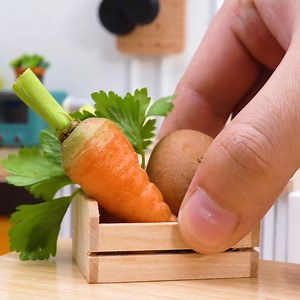 Miniature Cooking Stew Beef | Teeny Cakes