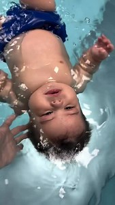 ISR offers safe, gentle, and effective 1:1 survival swim lessons to children ages 6 mos - 6 years ❤️ Find a Certified Instructor for your little one today! Visit www.infantswim.com 🥰 | Infant Swimming Resource
