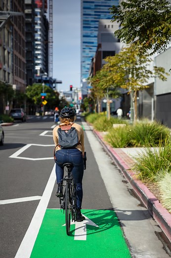 Do You Know the Six Different Types of Bike Lanes in California?