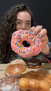 donuts!! 🍩💗 the pink sprinkle donut was so sugary n pillowy (my fave). I hope you are all having a beautiful wednesday—God bless!! #donuts #donutmukbang #donut #donuts🍩 #eatingshow #eatingasmr #eatingsounds #eatingshows #eatingshowasmr #mukbang #mukbangers #mukbangasmr #mukbangvideo #mukbangeating #mukbangeatingshow #mukbangeatingsounds #mukbangfood #asmr #asmrfood #asmreating #asmrsounds #asmreatingsounds #asmreatingshow #asmreat #asmreatingsound #asmreatingfood #eatwithme #instafood #instaf