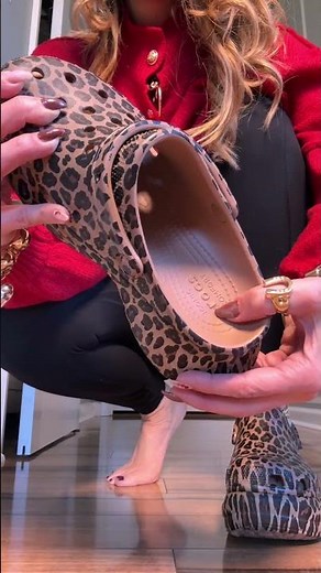 Crocs Bae Animal Clogs Review – Platform Leopard Print Clogs for Women