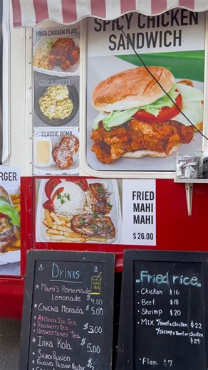 17 reactions | Trying out some of the local food trucks in Honolulu, Hawaii. #foodtrucks #foodie #burgers #localfood #localeats | Rgv Recommends | Facebook