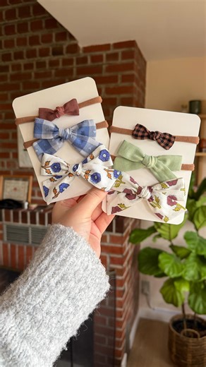 Sydney 👋🏼 | Wow it’s been too long since I’ve done a sewing tutorial on here 🫣 do we need more?? For a more detailed tutorial of these baby bows, head... | Instagram