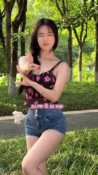 Live Mix Team 2024: Beautiful Dance Performance