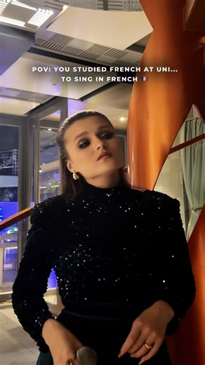 Nita La Grin - Voyage Voyage | Live Jazz Version (Original by Desireless)