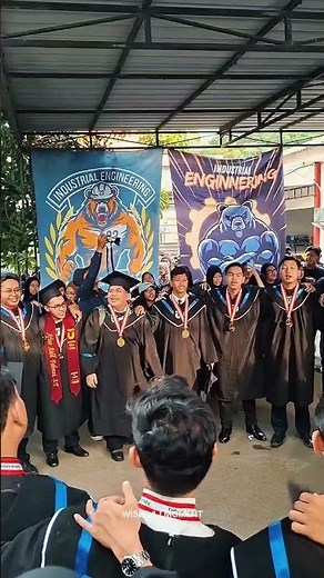 Wisuda S1 Teknik Industri | Telkom University