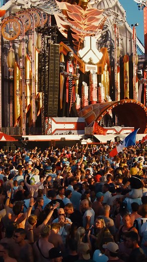 When it comes to RAW classics, this one's right up there. Tap into Adaro's energy with the Defqon.1 Legends | 25 Years of Hardstyle set on YouTube via: bit.ly/DQ1-Legends25YearsofHardstyleFB #defqon1 | Defqon.1