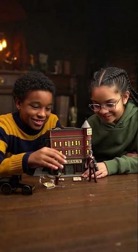 The H.H. Holmes action figure set!