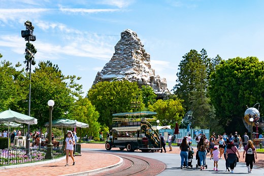 20 years apart, two tragic deaths on Disneyland's Matterhorn