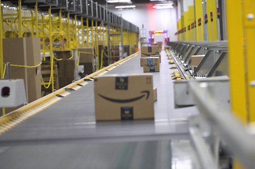 Amazon Puzzles Over the Perfect Fit—in Boxes