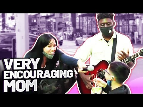 Mom to son: "You gotta sing, Papi!'