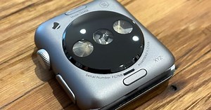 First-generation Apple Watch prototype shows different sensor array design - 9to5Mac